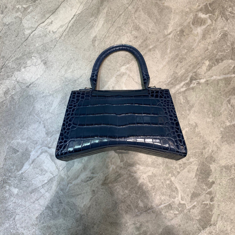 Elegant Premium PU Leather Handbag - Chic Everyday Appeal | Women's Designer-Inspired Purse #872 - back view (image 4) of designer-inspired handbag