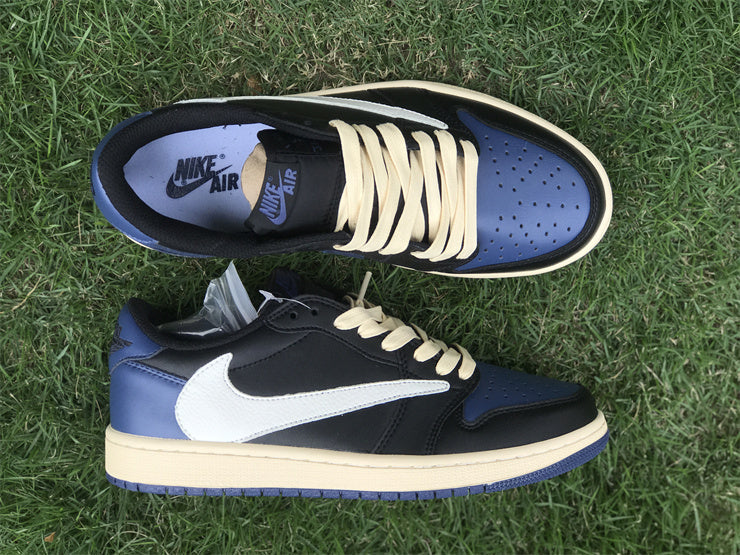 Nike fresh white-and-black luxury sneakers view 4 streetwear statement look