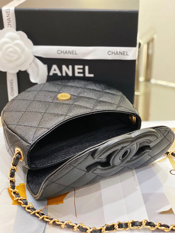  women's handbag, mid design, view 4