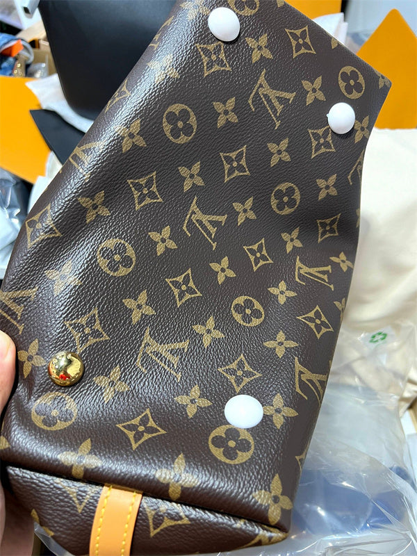 Structured structured bag front view 19