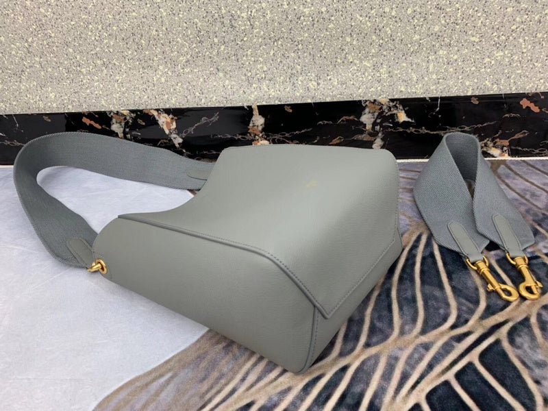 Handle and strap detail of elevated signature women's handbag – women's luxury handbag
