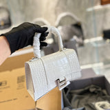 Ziva's Charm handbag – product shot (one versatile size)