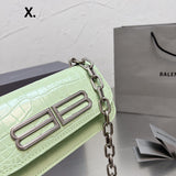 Ziva's Charm handbag – detail view (one versatile size)