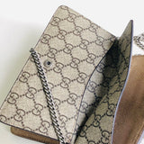 Styled lifestyle shot of sleek elevated women's handbag – women's everyday handbag