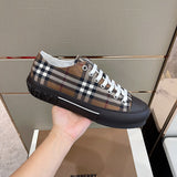 Burberry shoes Style 297 - back heel detail