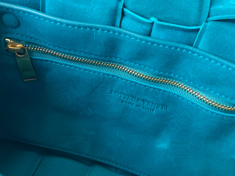 Chic Vegan Leather Handbag - Everyday Elegance | Women's Premium Handbag #1654 - back view (image 4) of designer-inspired handbag