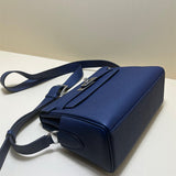  Modern shoulder bag carried on shoulder 22