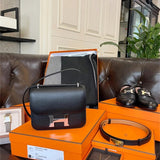  top-handle bag interior and compartment view