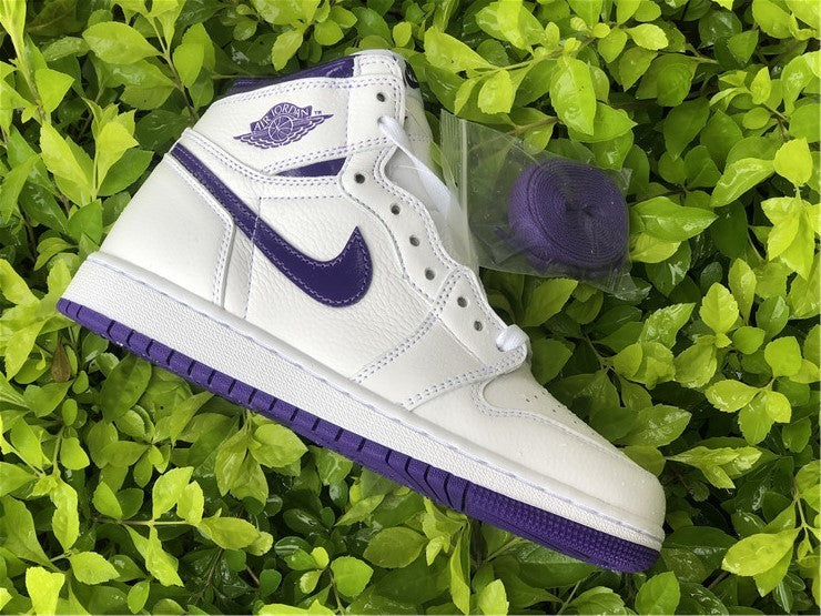Nike Men's & Women's Premium Casual Sneakers — Style 160 detail view