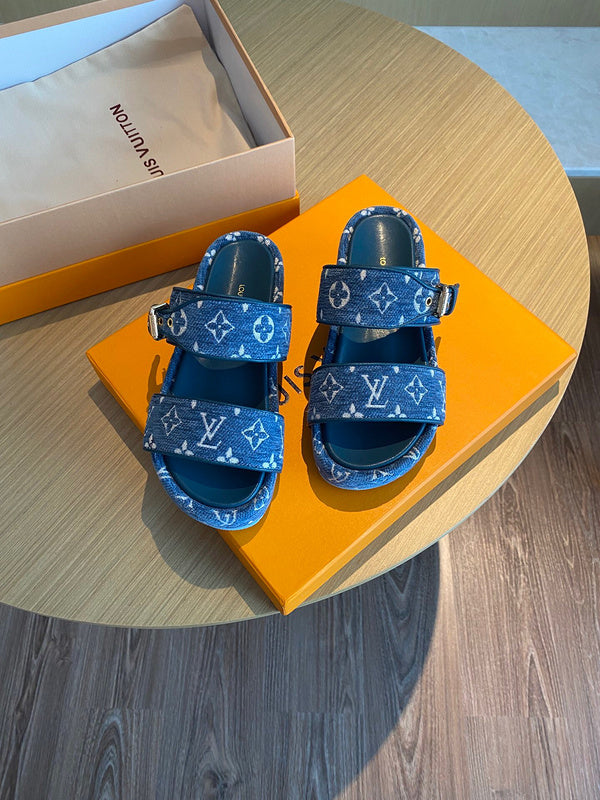 Louis Vuitton shoes Style 391 - top view showing design