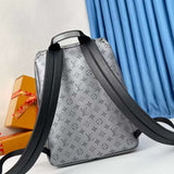 Close-up detail of premium refined women's handbag – women's statement bag