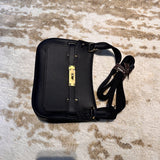  shopper bag interior and compartment view 9