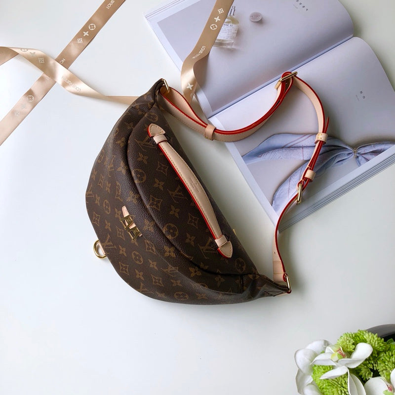 Top view of everyday-luxe chic women's handbag – women's luxury accessory