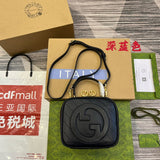 Front view of modern classic women's handbag – women's luxury accessory