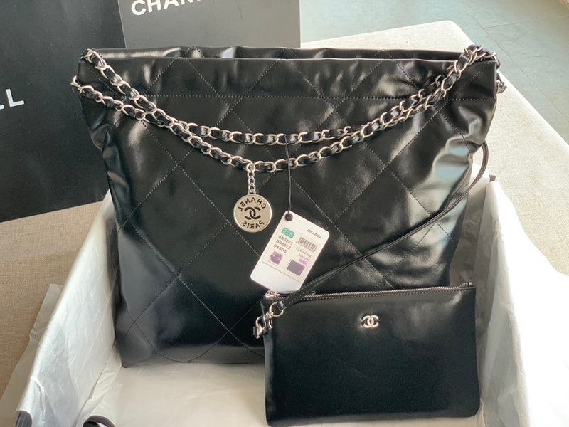  women's handbag, spacious design, view 7