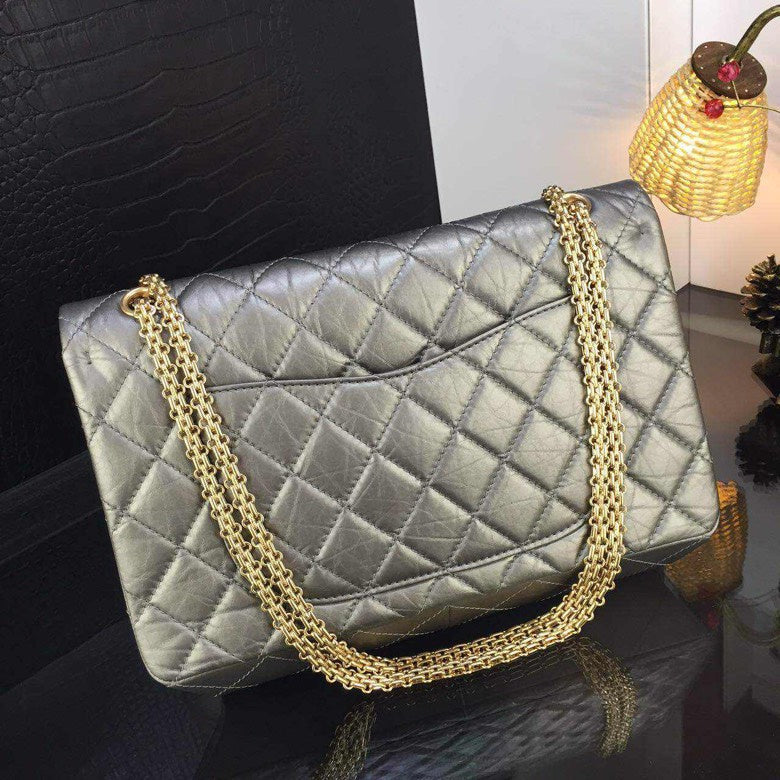  spacious purse view 3