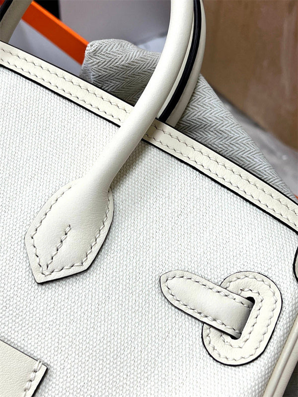 Interior view of fluid premium bag
