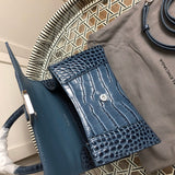 Side profile of everyday-luxe premium women's handbag – women's premium purse