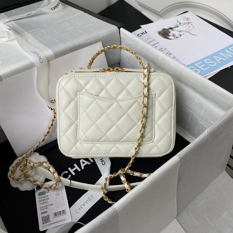  women's handbag, mid design, view 4