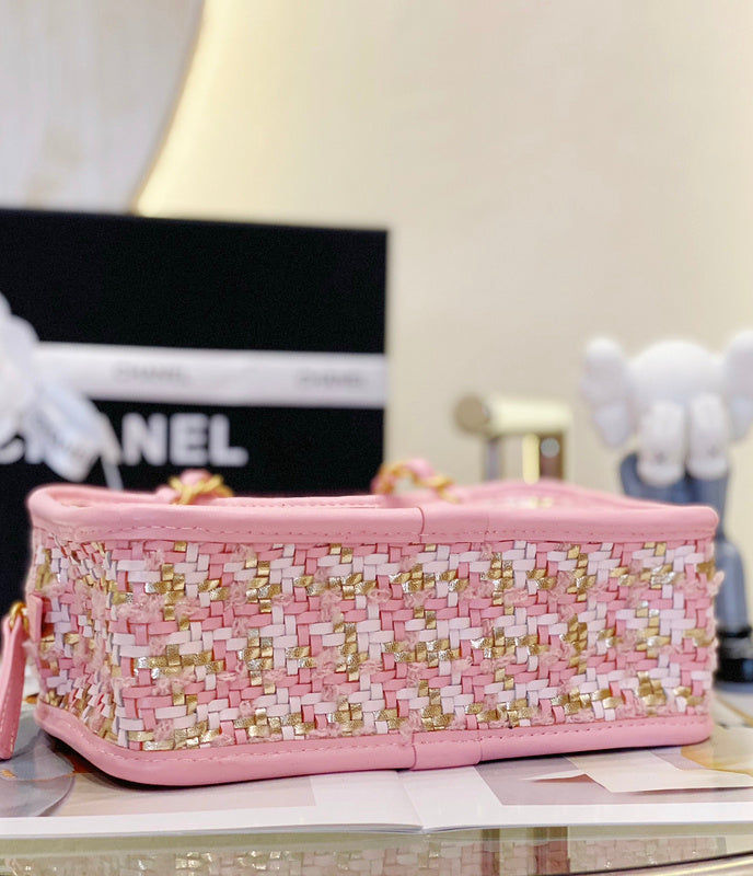  handbag, mid everyday style, image 10