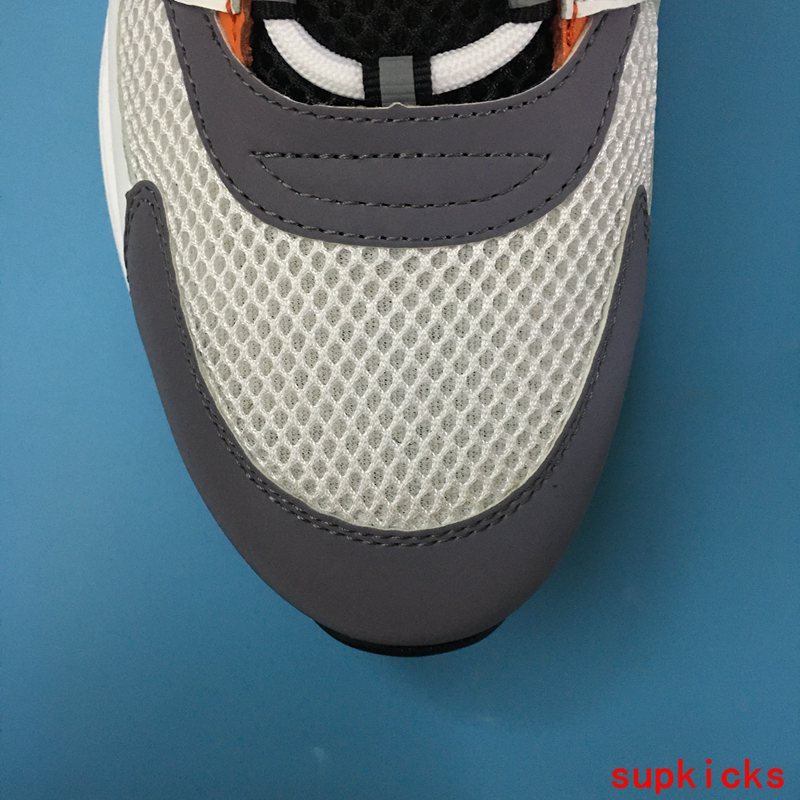 Dior shoes Style 059 - top view showing design