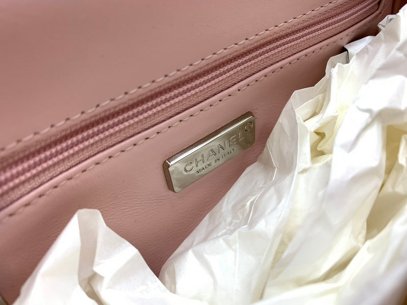 Ziva's Charm handbag – interior view (one versatile size)