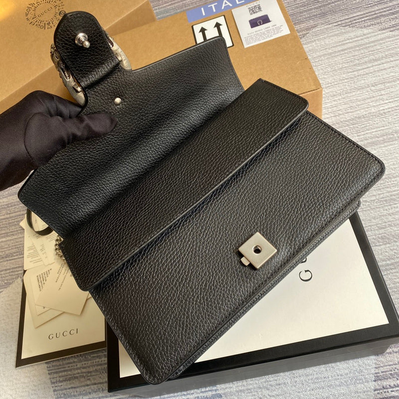 Close-up detail of classic premium women's handbag – women's designer-style accessory