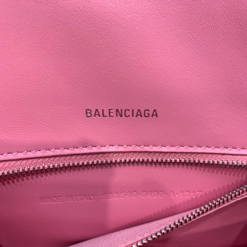 Chic Faux Leather Handbag - Modern Structured Build | Women's Everyday Carry Handbag #583 - texture close-up (image 9) of designer-inspired handbag