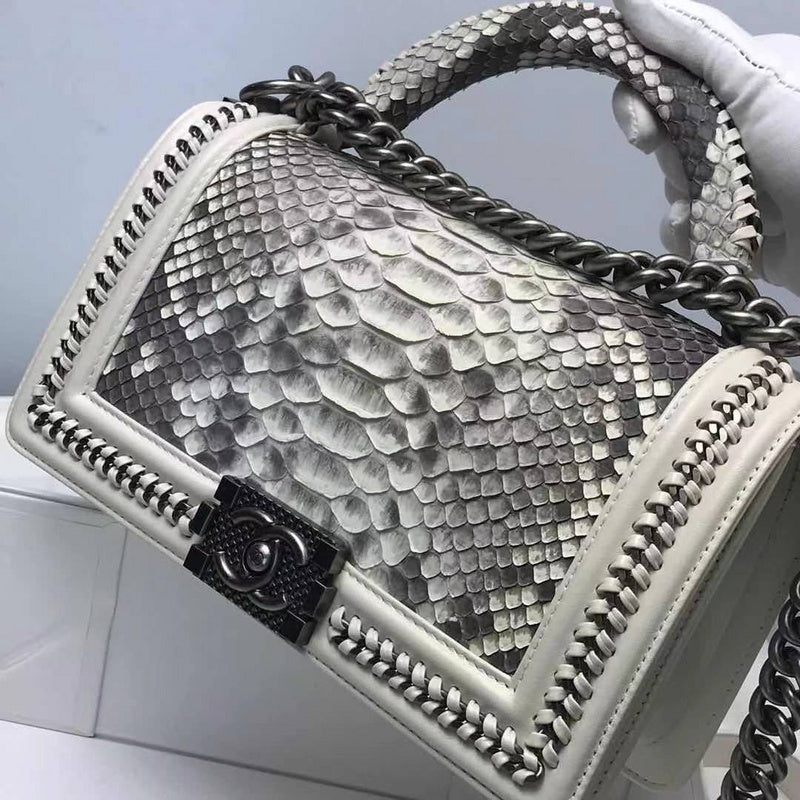  handbag, mid everyday style, image 1