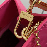  understated carryall bag styled with outfit 36