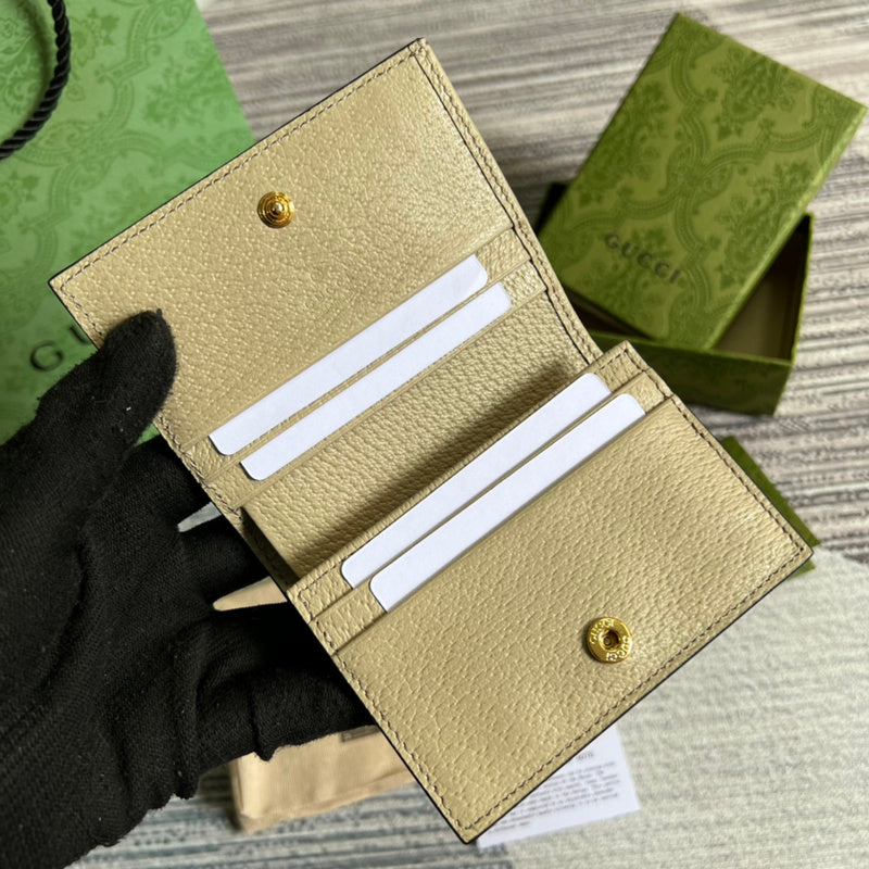 Interior view of classic everyday-luxe women's handbag – women's everyday handbag