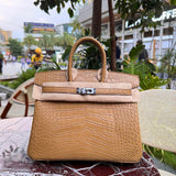  crossbody bag interior and compartment view 27