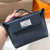  contemporary tote bag styled with outfit 12