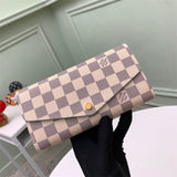  Sleek structured bag front view