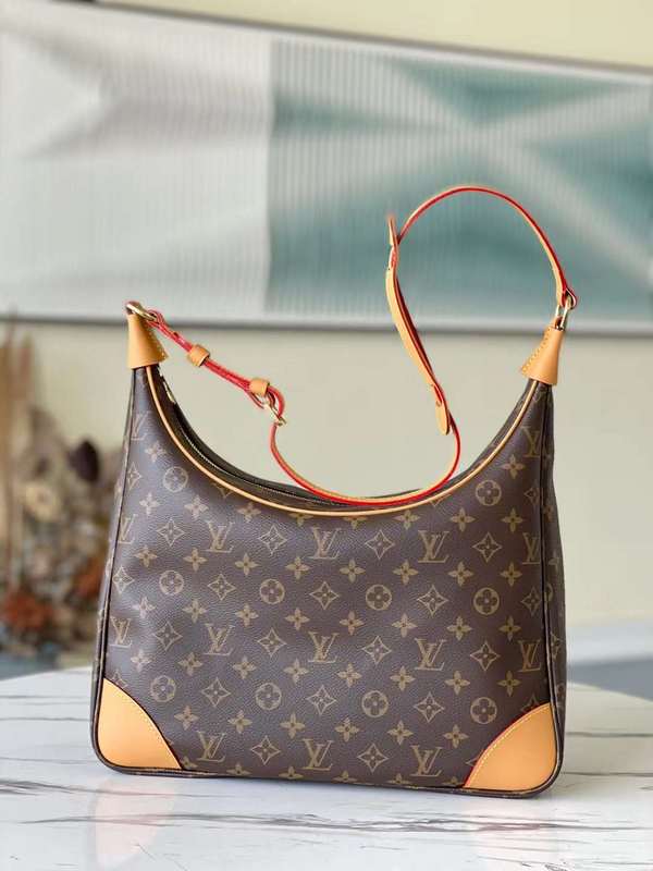 Front view of everyday-luxe refined women's handbag – women's statement bag