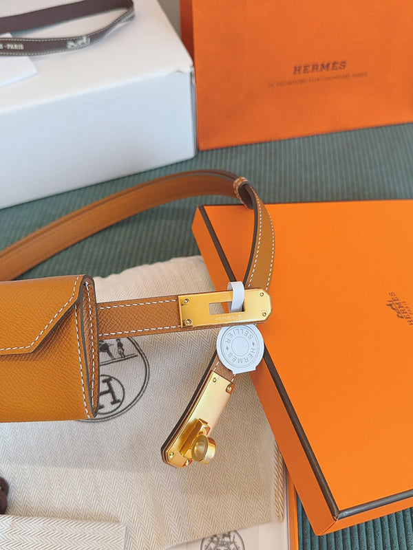 Smart handbag styled for everyday wear