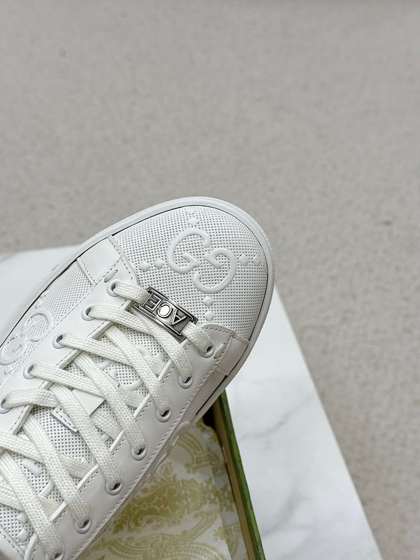 Gucci neutral cream luxury sneakers view 4 minimalist modern build