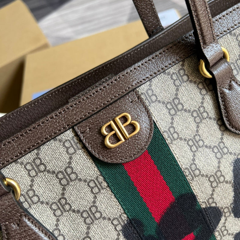 Handle and strap detail of elevated everyday-luxe women's handbag – women's luxury handbag