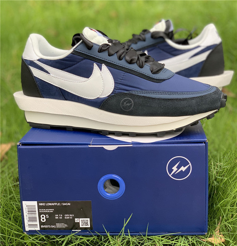 Nike Men's & Women's Luxury Lifestyle Trainers — Style 063 angle view