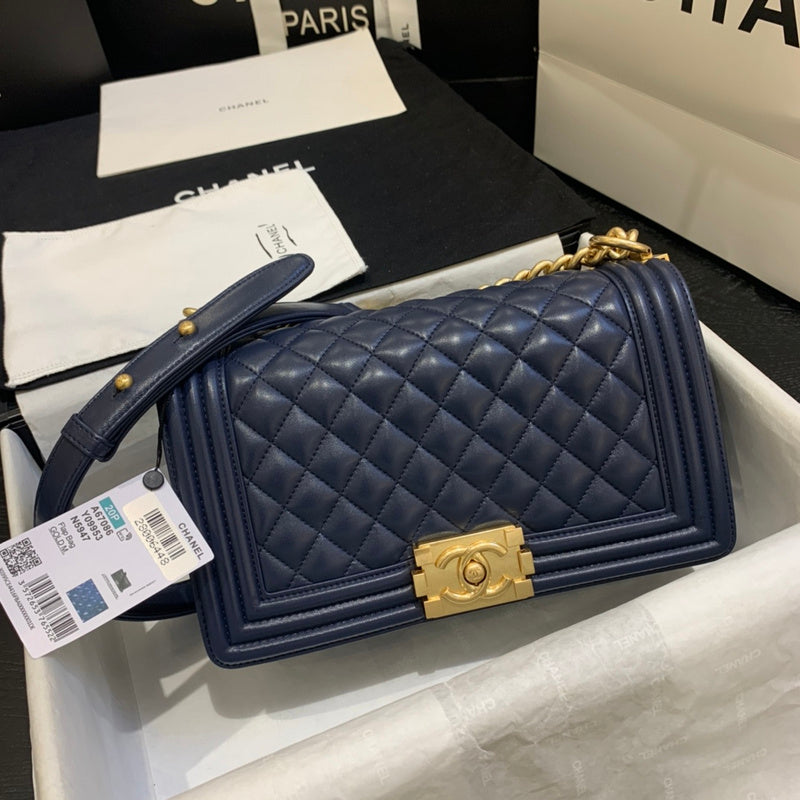  mid purse view 1