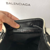 Structured Premium PU Leather Handbag - Refined Silhouette | Women's Everyday Carry Handbag #752 - texture close-up (image 9) of designer-inspired handbag