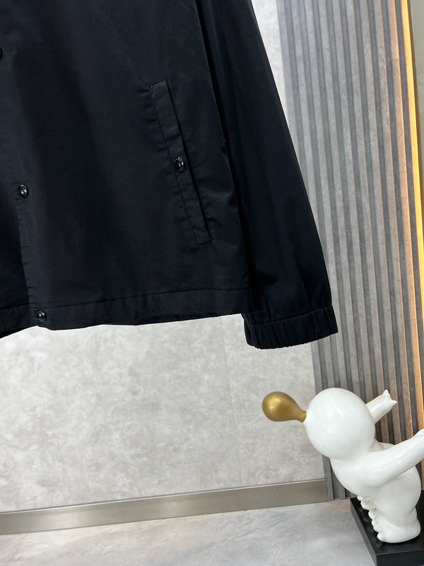 Styling view of Burberry luxury piece style No.350