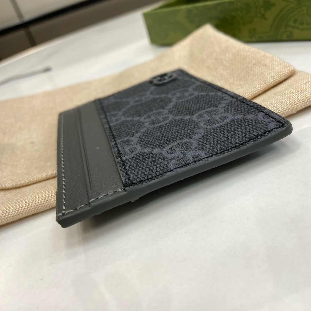 Gucci Card Holder Nd detail shot – designer craftsmanship and quality