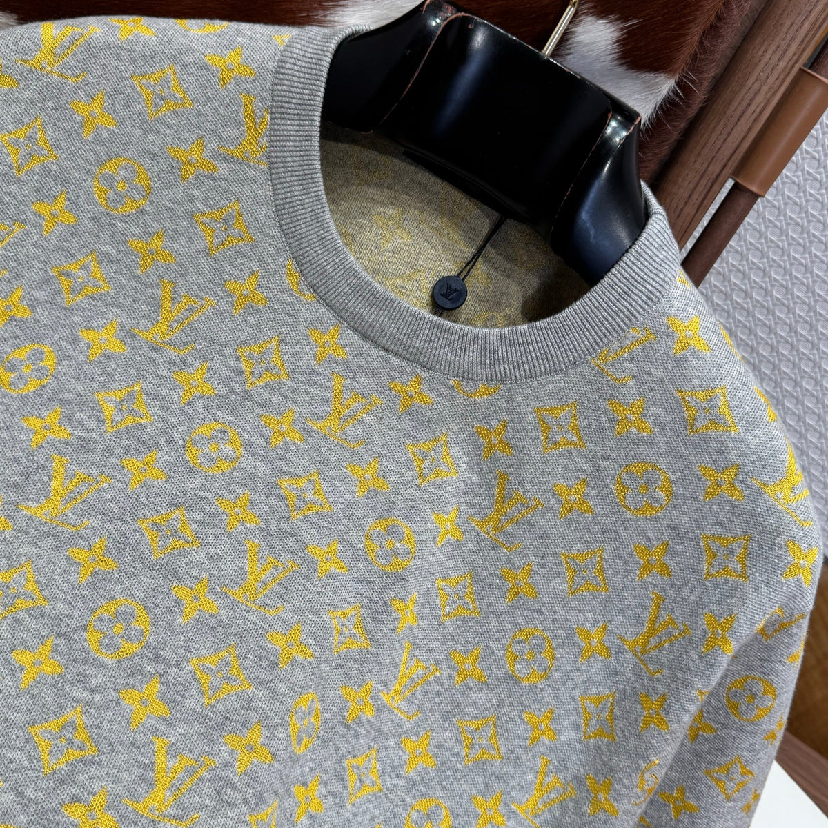 Louis Vuitton T-Shirts? Louis Vuitton Lou T-shirt Premium Designer Cotton T-Shirt