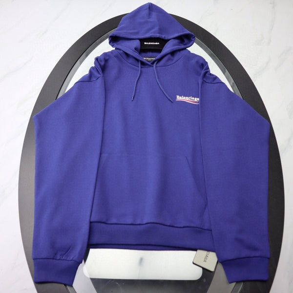 Three-quarter angle view of Balenciaga luxury piece style No.298