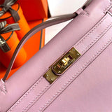  essential shoulder bag styled with outfit 60