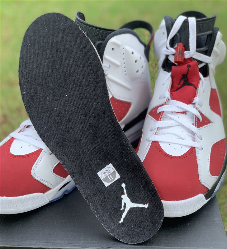 Nike Men's & Women's Designer Low-Top Shoes — Style 089 front view