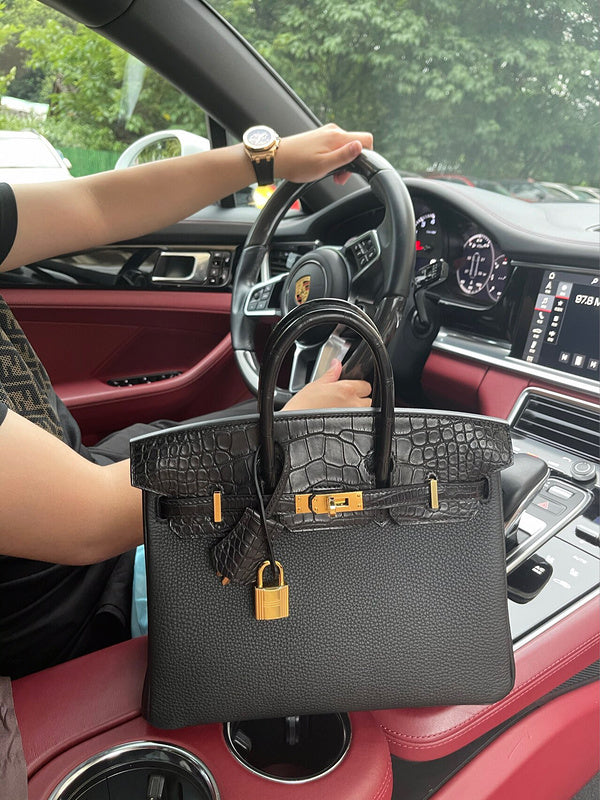 Interior view of poised premium bag