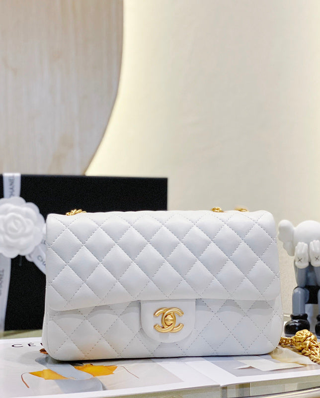  handbag, mid everyday style, image 10