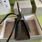 Zivas Charm Refined Structure Premium Handbag (Designer-Inspired Craftsmanship) – Back View